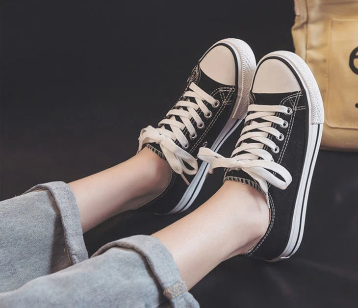 Canvas Shoes for Women Flat Whit Lace Up Spring Autumn Woman Footwear Original New in High Quality Trends 2025 Daily Routine 39