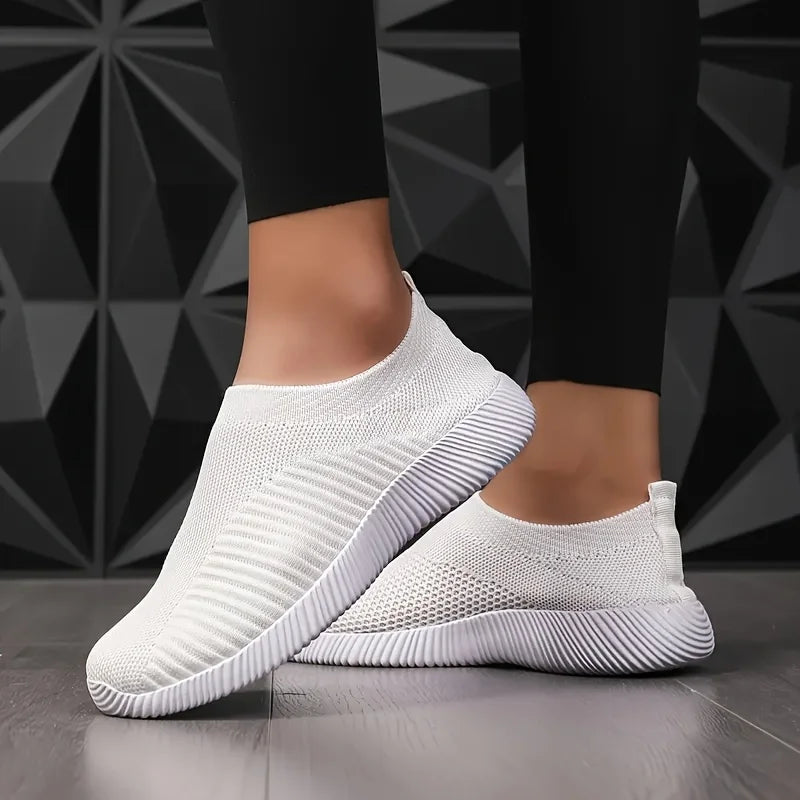 Women's Shoes Lightweight Breathable Mesh Slip-On Sneakers Black White Sport Running for Casual Party Fashion Ladies Shoes
