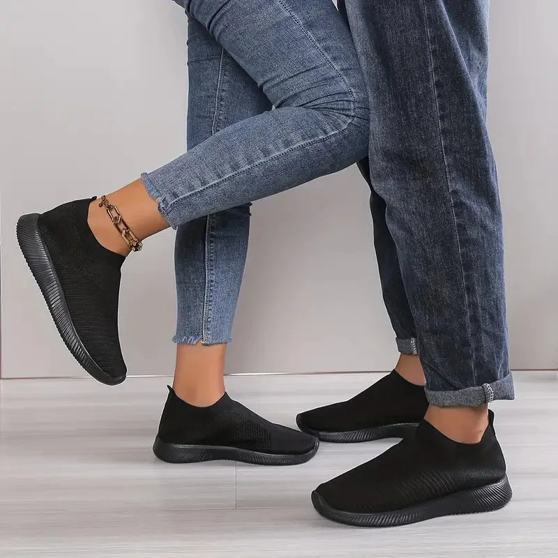 Women's Shoes Lightweight Breathable Mesh Slip-On Sneakers Black White Sport Running for Casual Party Fashion Ladies Shoes