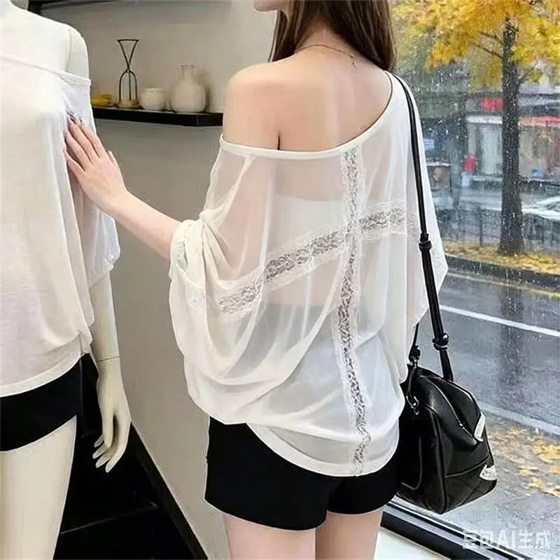 Oversized T-shirt for Women Casual Loose Top Fashion Bat Sleeves Sexy Lace Cross Backless Baggy T shirts Thin Clothing