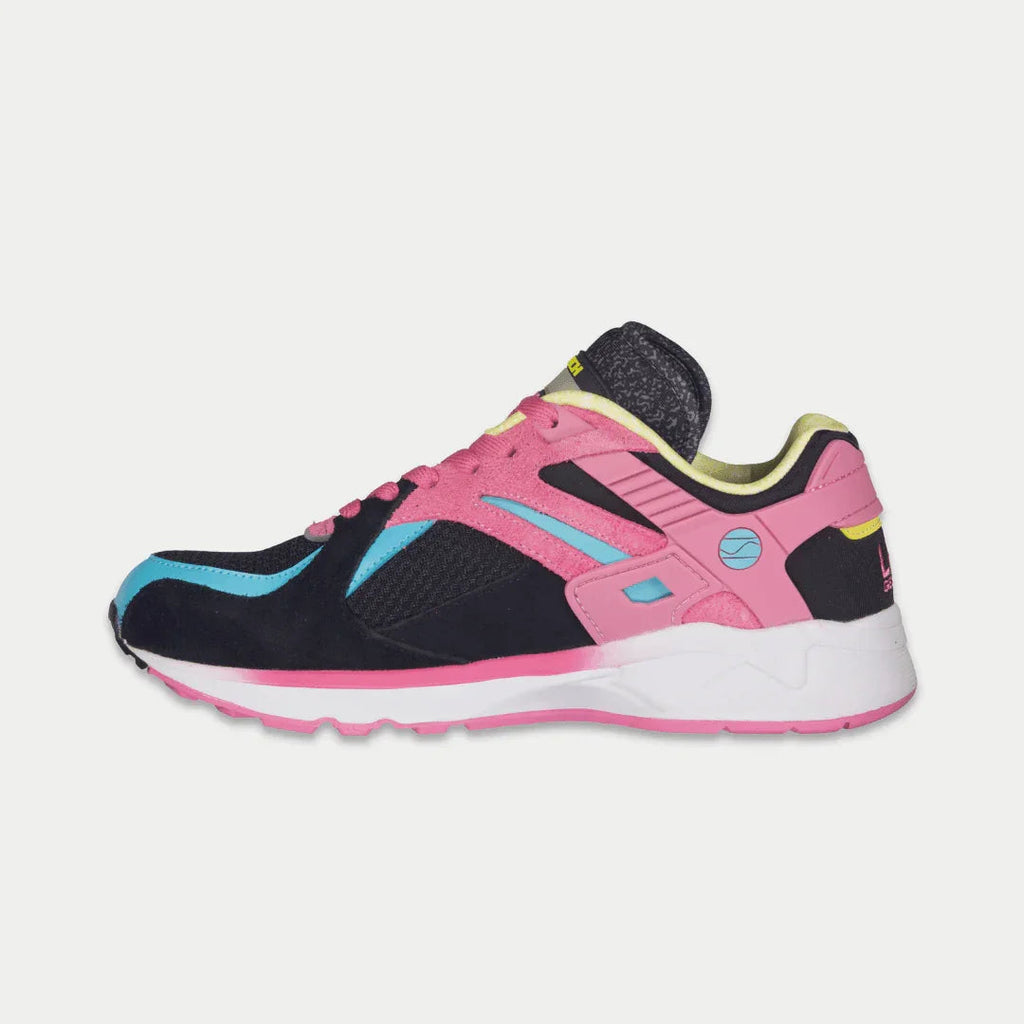 LA Gear Women's Catapult Light-Up Lowtop | Black x Pink