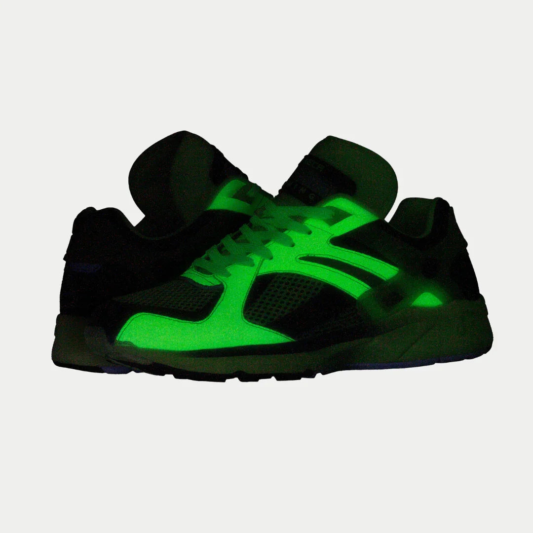 LA Gear Women's Light-Up x Glow Lowtop | Neon Yellow x Black