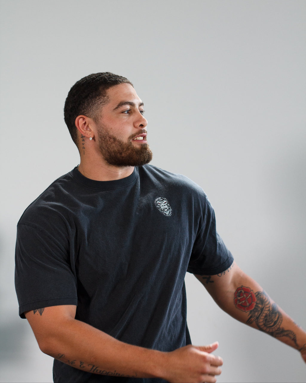 Men’s Oversized Gym Shirt | Charcoal Pump Cover